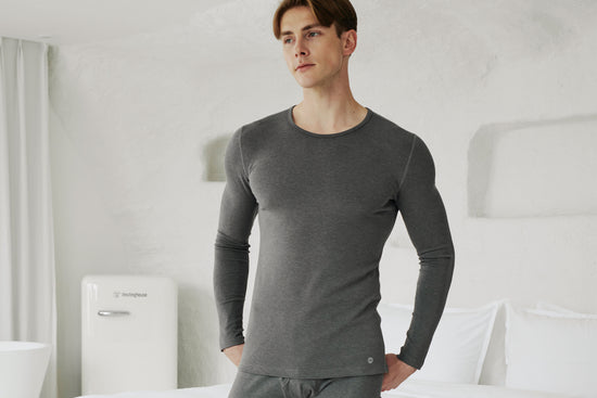 Load image into Gallery viewer, Basics Men&amp;#39;s Winter Long Sleeve Top (Bamboo Tanboocel) - Charcoal
