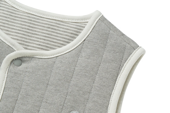 Load image into Gallery viewer, Basics Quilted Reversible Vest (Organic Cotton)
