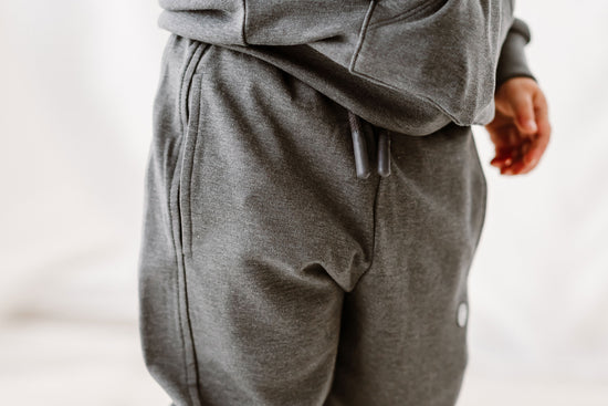 Load image into Gallery viewer, Basics Sweatpants (Bamboo Tanboocel) - Charcoal
