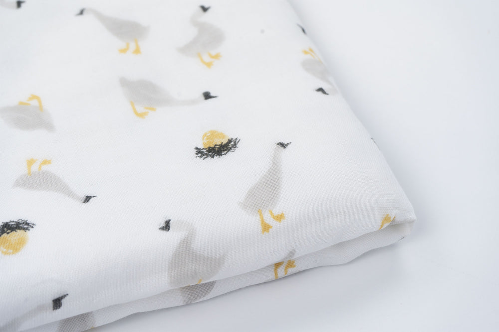 
            
                Load image into Gallery viewer, 4-Layer Nesting Baby Blanket (Bamboo) - The Goose &amp;amp; The Golden egg
            
        