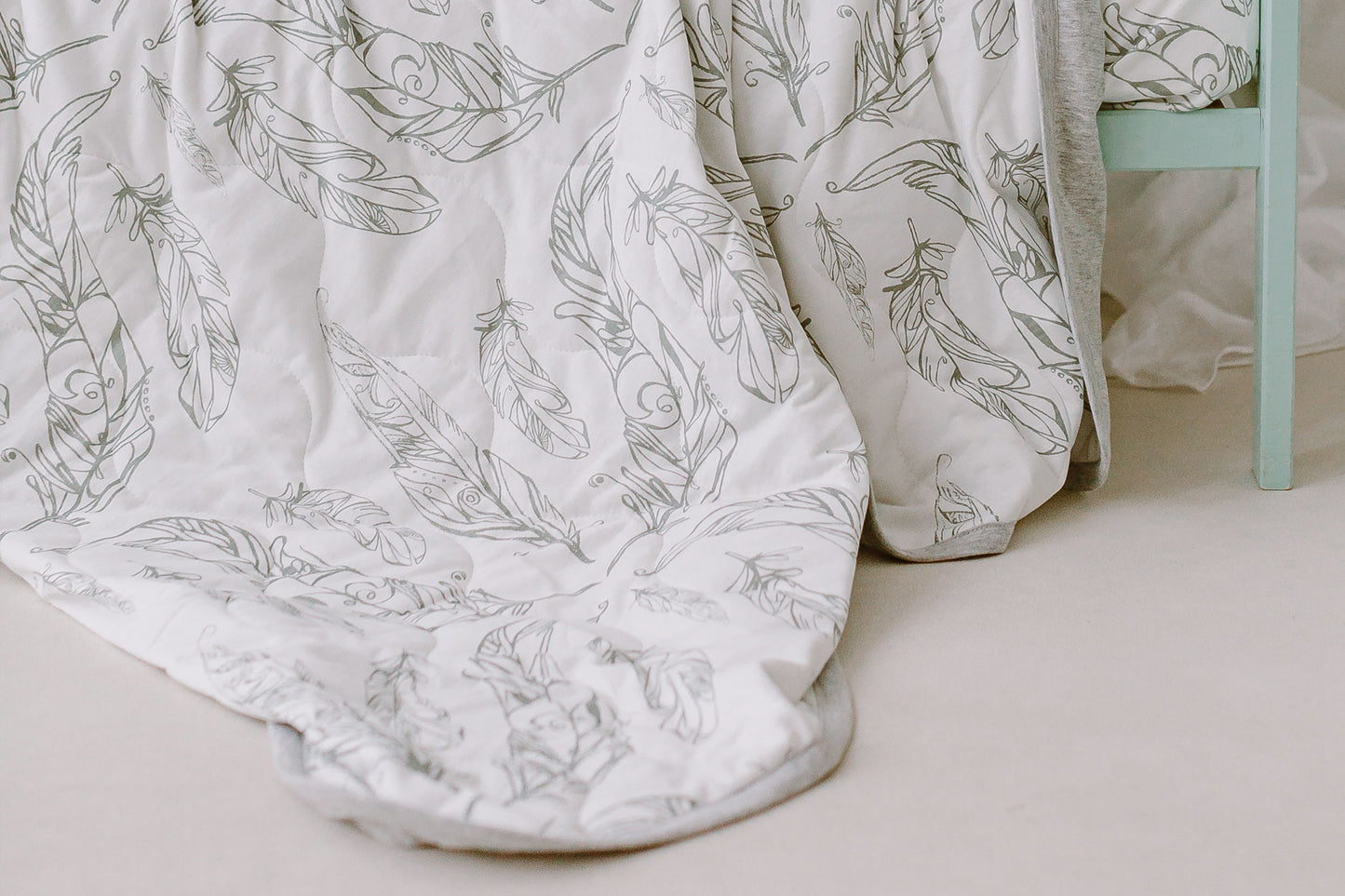 Large Cozy Quilted Blanket (Bamboo Jersey) - Feather White