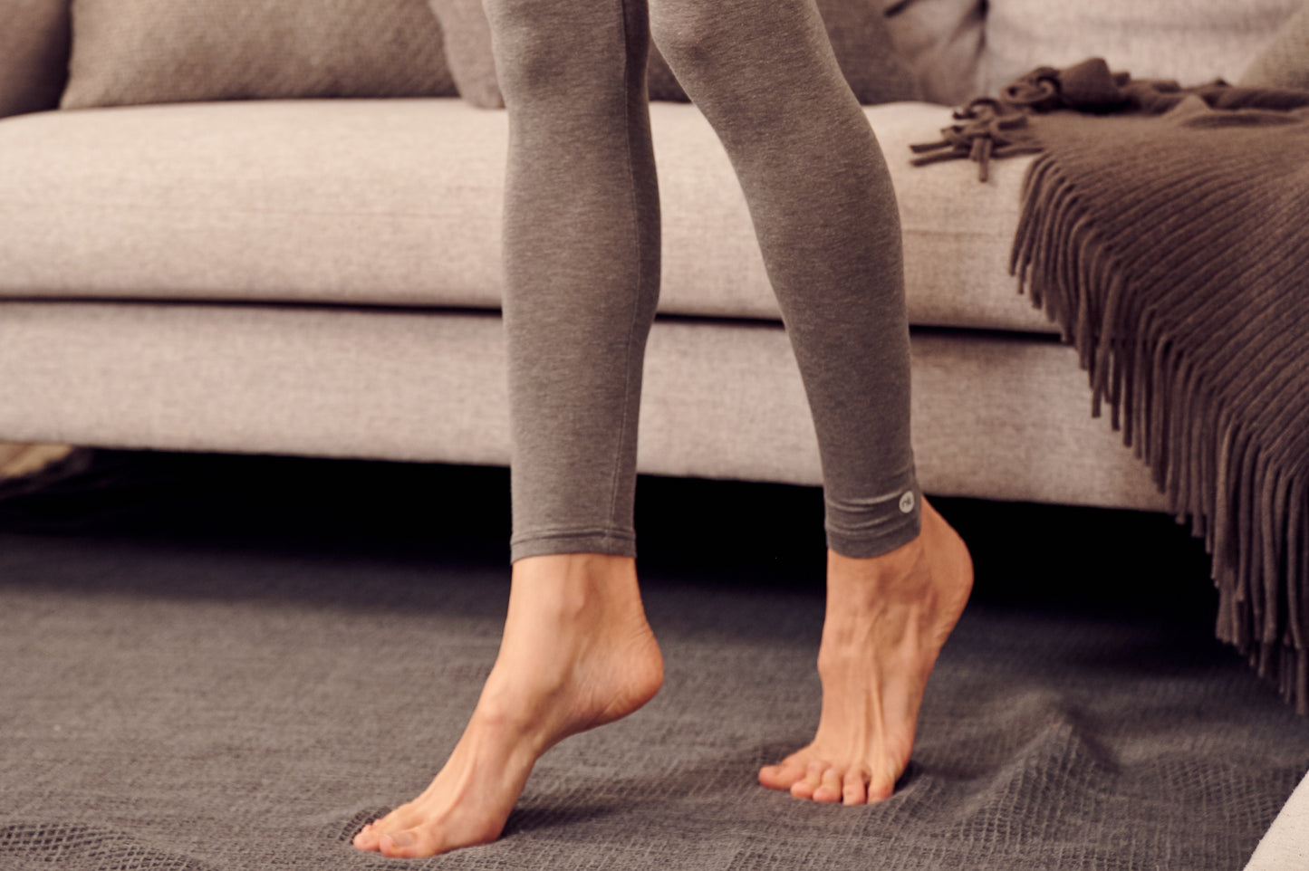Load image into Gallery viewer, Women&amp;#39;s Basics Bamboo Cotton Leggings - Charcoal - Nest Designs

