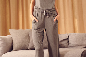 
            
                Load image into Gallery viewer, Women&amp;#39;s Basics Bamboo Cotton Pants - Charcoal - Nest Designs
            
        