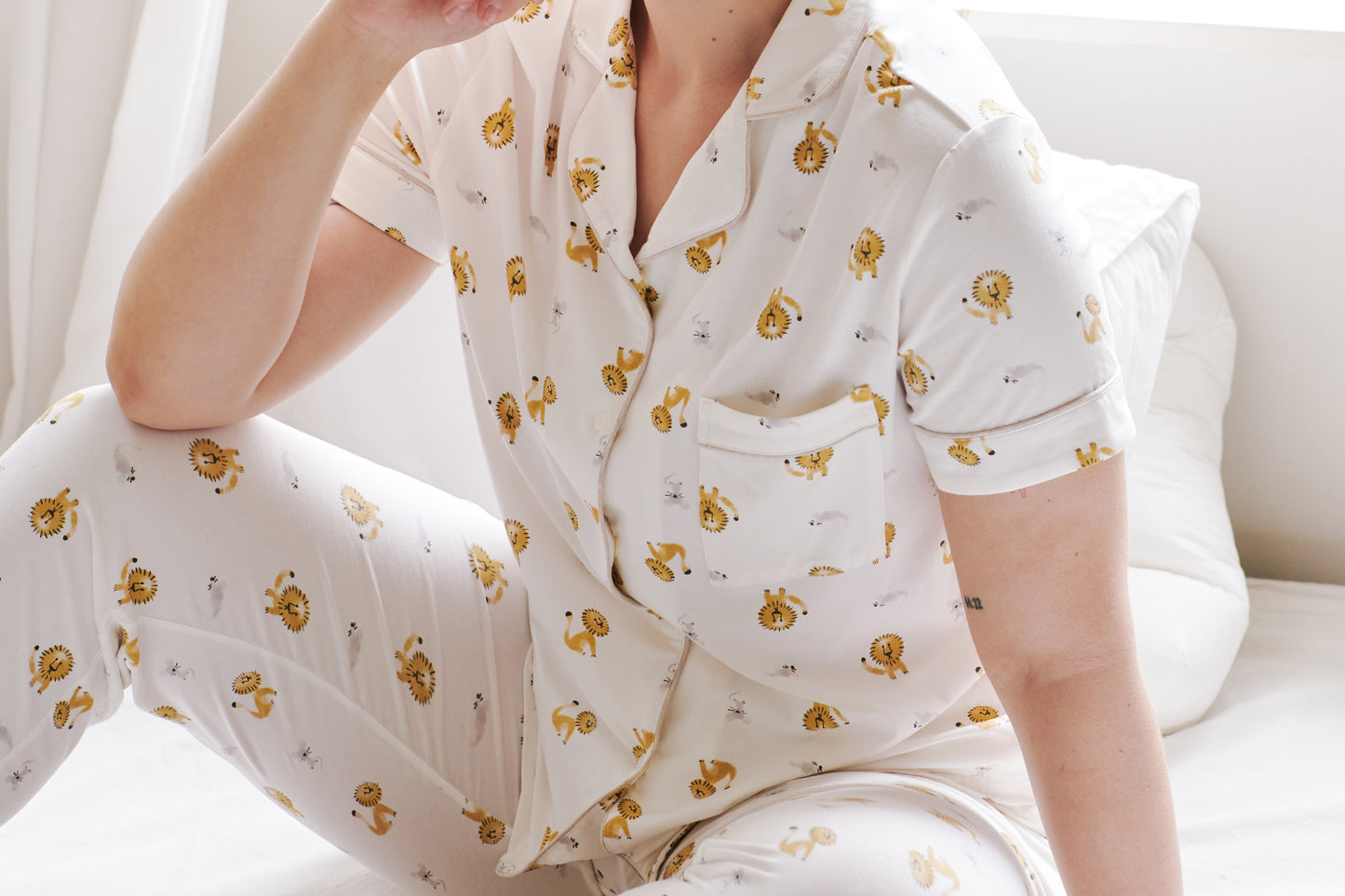 Women's Short Sleeve Button-up PJ Set (Bamboo Jersey) - The Lion & The Mouse