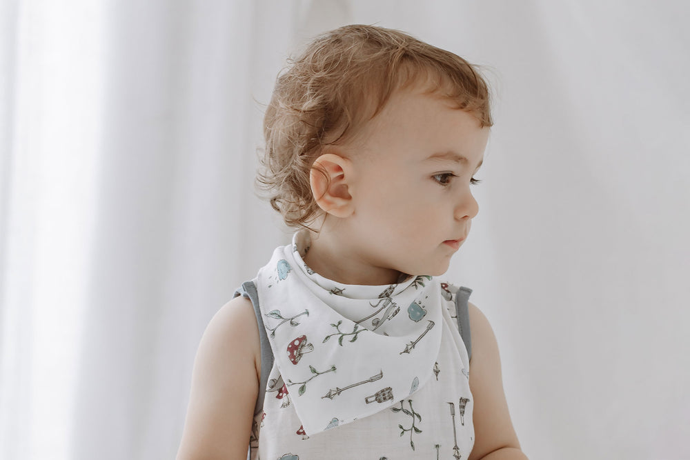 
            
                Load image into Gallery viewer, Baby Bandana Bib (Bamboo) - The Town Mouse &amp;amp; The Country Mouse
            
        