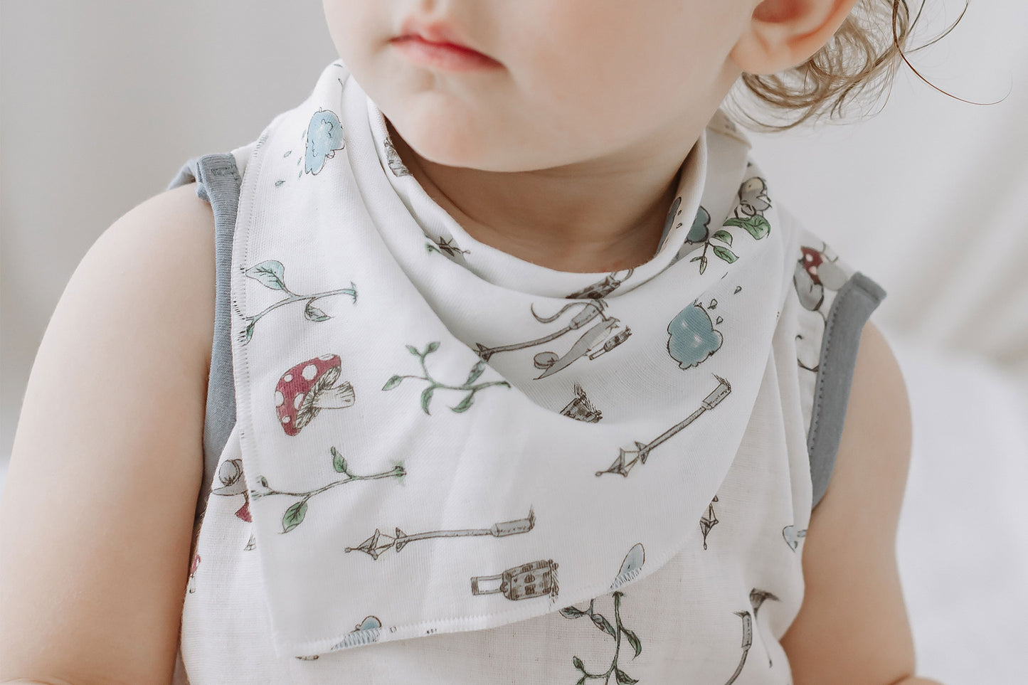 Baby Bandana Bib (Bamboo) - The Town Mouse & The Country Mouse