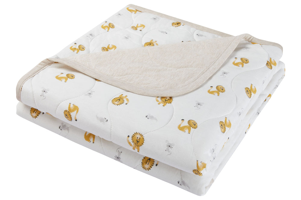 Medium Quilted Bamboo Jersey Cozy Blanket 2.0 TOG - The Lion and The Mouse