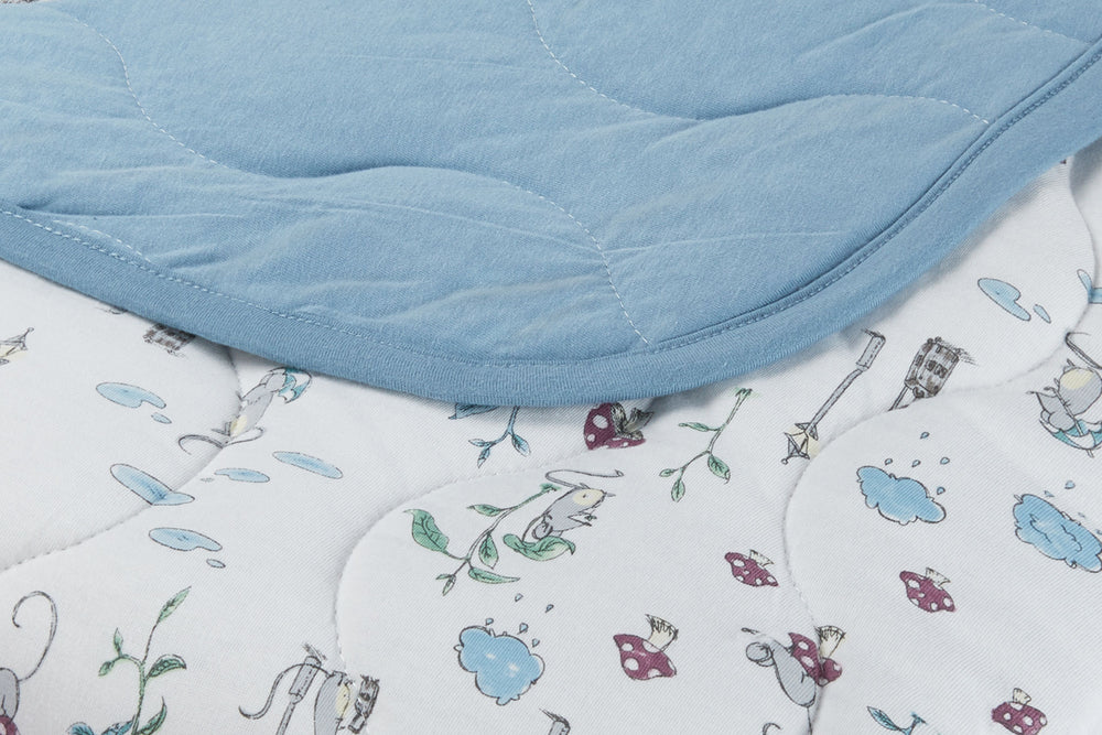 
            
                Load image into Gallery viewer, Large Quilted Bamboo Jersey Cozy Blanket 2.0 TOG - The Town Mouse &amp;amp; The Country Mouse
            
        